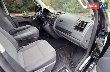Минивэн Volkswagen Caravelle 2010 в 