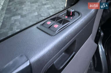 Минивэн Volkswagen Caravelle 2008 в 