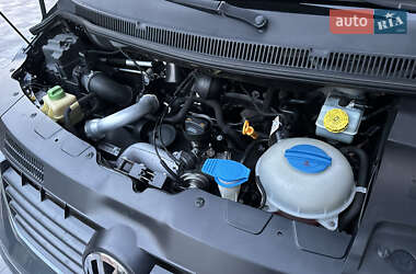 Минивэн Volkswagen Caravelle 2008 в 
