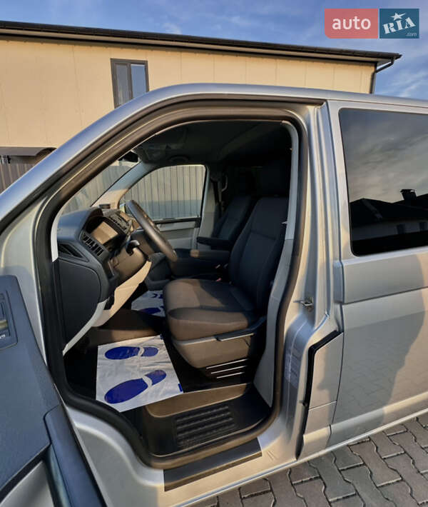 Мінівен Volkswagen Caravelle 2016 в Хмельницькому фото 23 Мінівен Volkswagen Caravelle 2016 в Хмельницькому