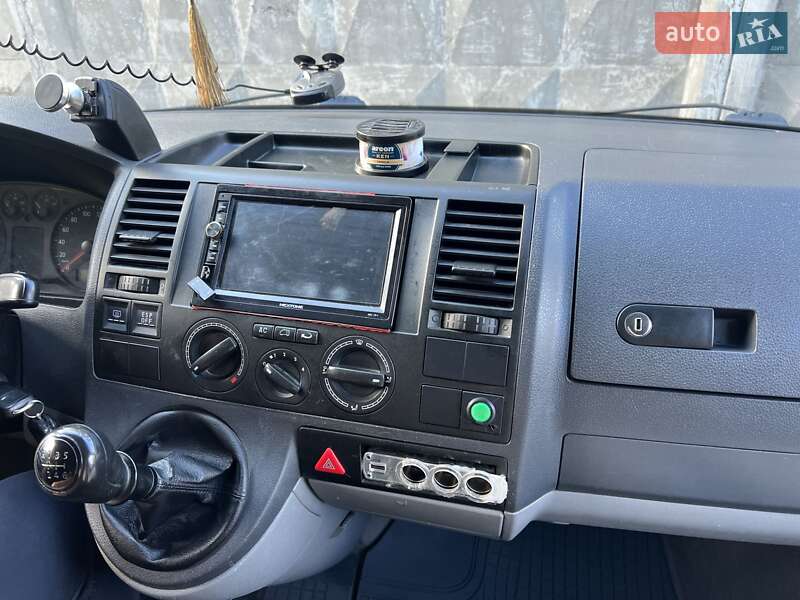Мікроавтобус Volkswagen Caravelle 2007 в Перещепині фото 18 Мікроавтобус Volkswagen Caravelle 2007 в Перещепині