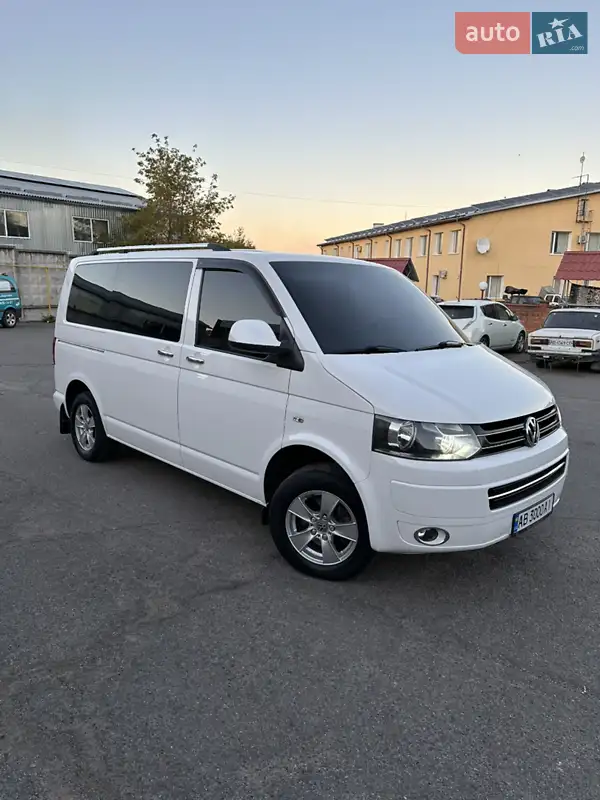 Volkswagen Caravelle