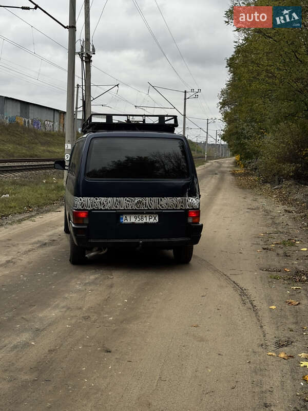 Минивэн Volkswagen Caravelle 1990 в Киеве