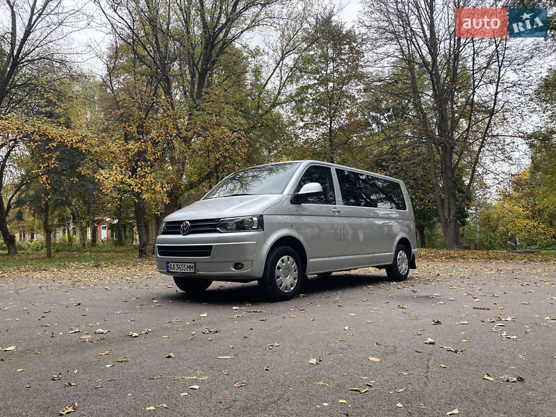 Мінівен Volkswagen Caravelle 2014 в Києві