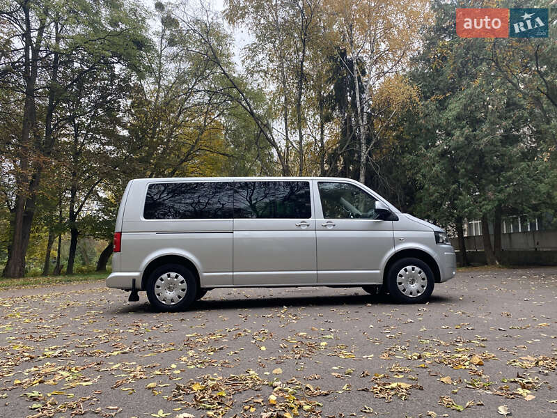 Мінівен Volkswagen Caravelle 2014 в Києві