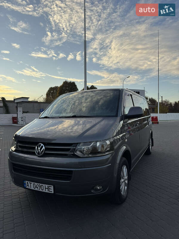 Мінівен Volkswagen Caravelle 2010 в Дніпрі фото 4 Мінівен Volkswagen Caravelle 2010 в Дніпрі