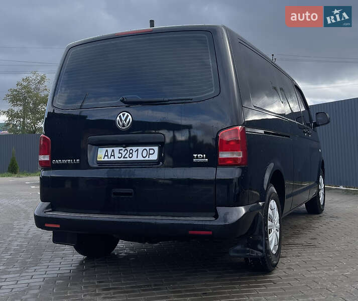 Минивэн Volkswagen Caravelle 2010 в Киеве
