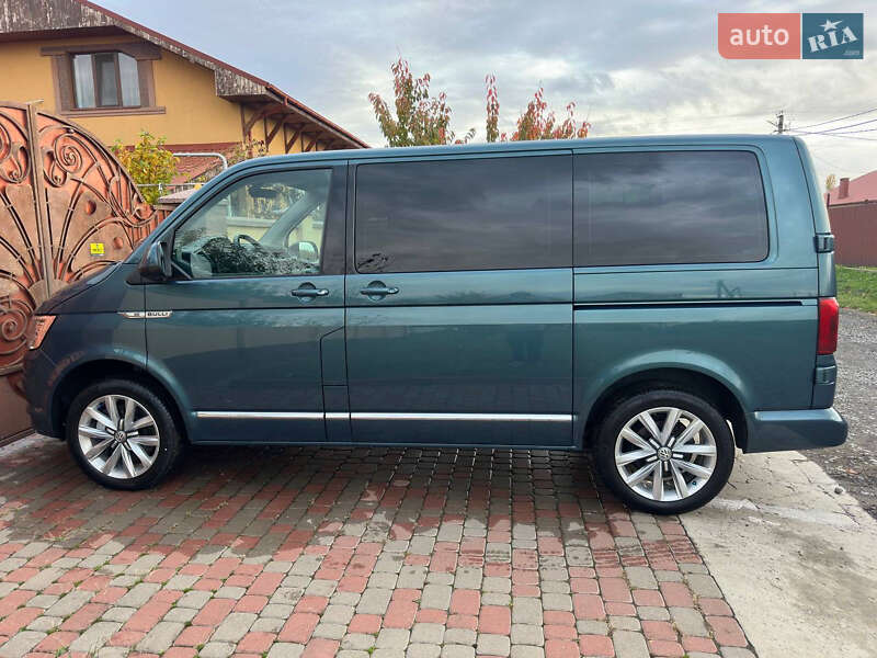Минивэн Volkswagen Caravelle 2017 в Ужгороде