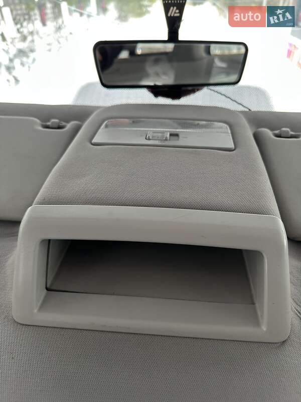 Мінівен Volkswagen Caravelle 2008 в Білогородці