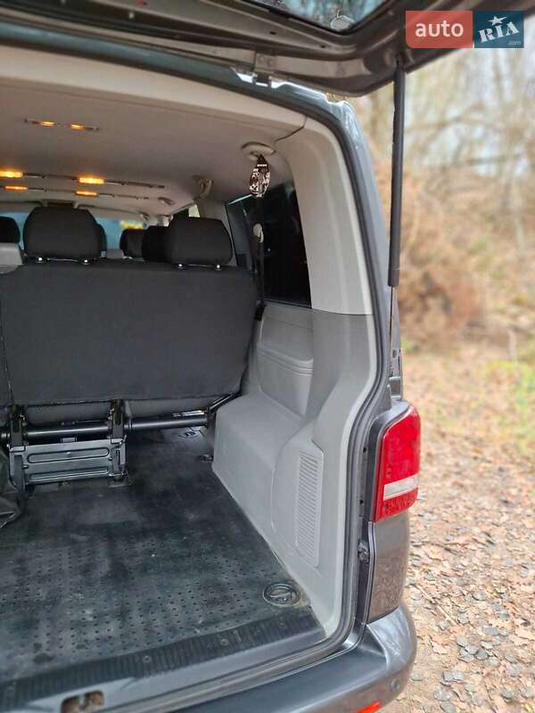 Минивэн Volkswagen Caravelle 2012 в Лебедине