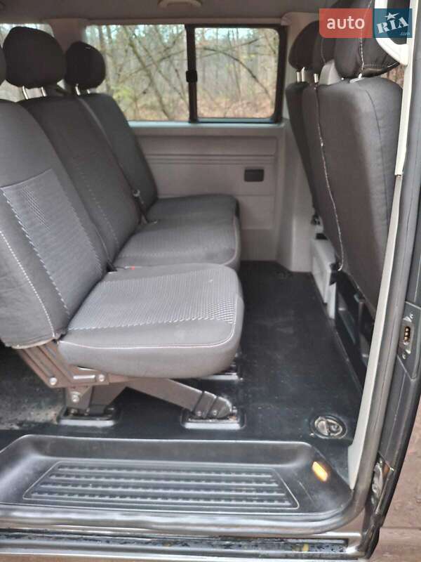 Минивэн Volkswagen Caravelle 2012 в Лебедине