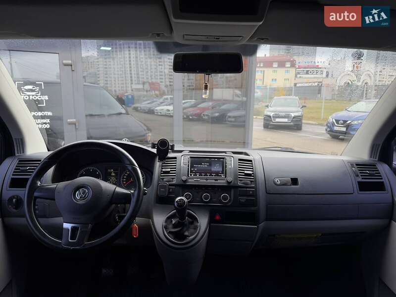 Минивэн Volkswagen Caravelle 2010 в Киеве фото 12 Минивэн Volkswagen Caravelle 2010 в Киеве
