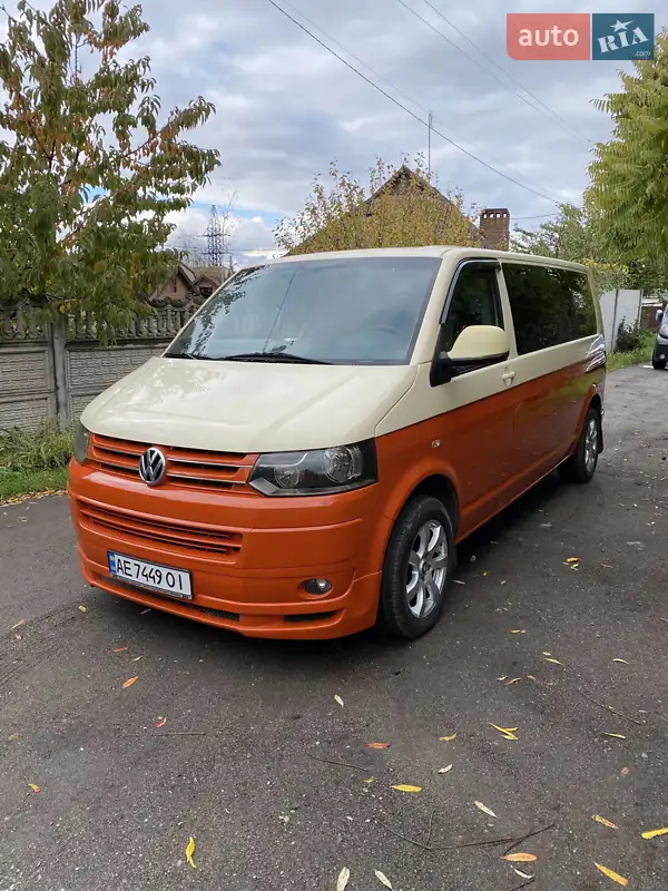 Volkswagen Caravelle
