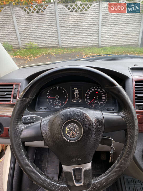 Минивэн Volkswagen Caravelle 2010 в Кривом Роге фото 21 Минивэн Volkswagen Caravelle 2010 в Кривом Роге