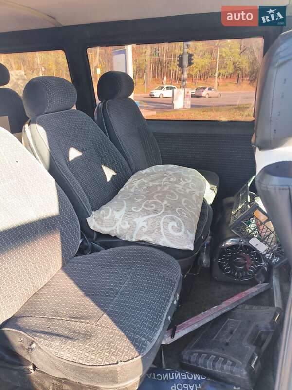 Мінівен Volkswagen Caravelle 1995 в Києві
