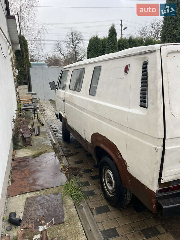 Минивэн Volkswagen Caravelle 1987 в Шепетовке фото 5 Минивэн Volkswagen Caravelle 1987 в Шепетовке