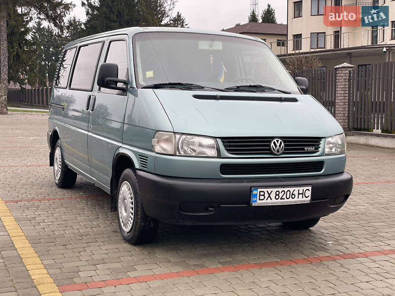 Минивэн Volkswagen Caravelle 2000 в Староконстантинове