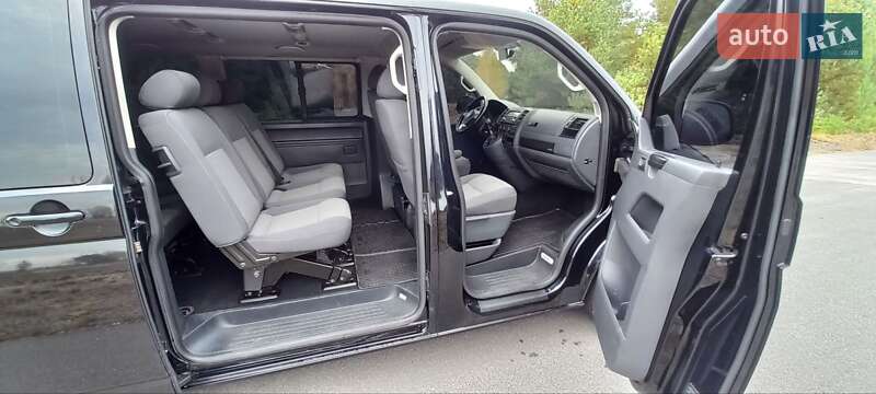 Минивэн Volkswagen Caravelle 2010 в Киеве