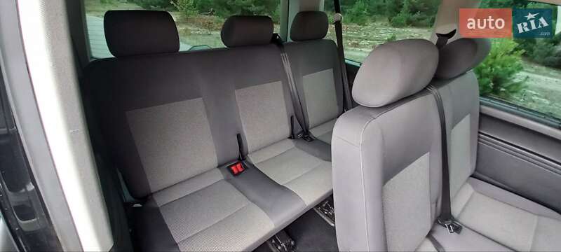 Минивэн Volkswagen Caravelle 2010 в Киеве