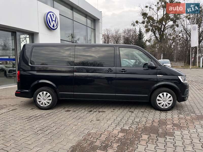 Мінівен Volkswagen Caravelle 2016 в Житомирі