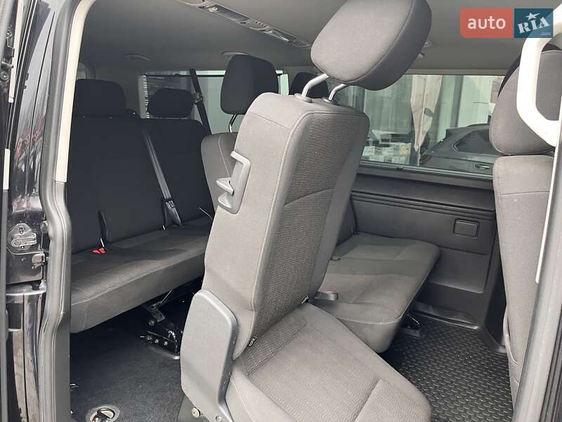 Мінівен Volkswagen Caravelle 2016 в Житомирі