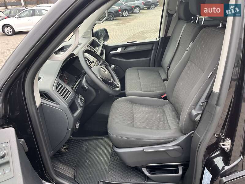 Мінівен Volkswagen Caravelle 2016 в Житомирі