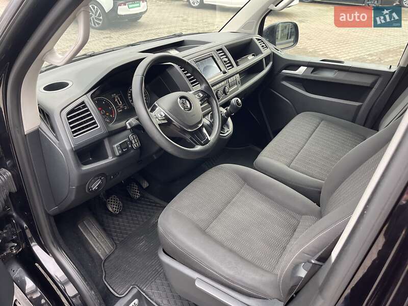 Мінівен Volkswagen Caravelle 2016 в Житомирі