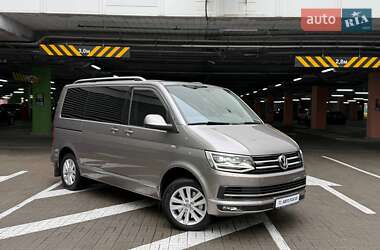 Минивэн Volkswagen Caravelle 2017 в Киеве