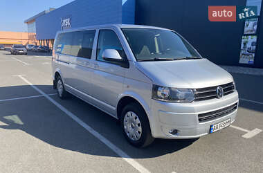 Мінівен Volkswagen Caravelle 2014 в Києві