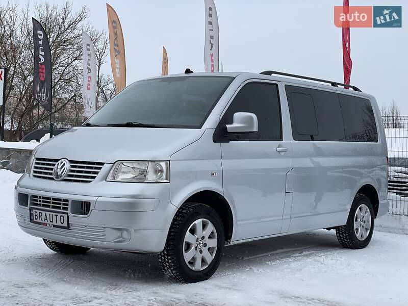 Volkswagen Caravelle 2009