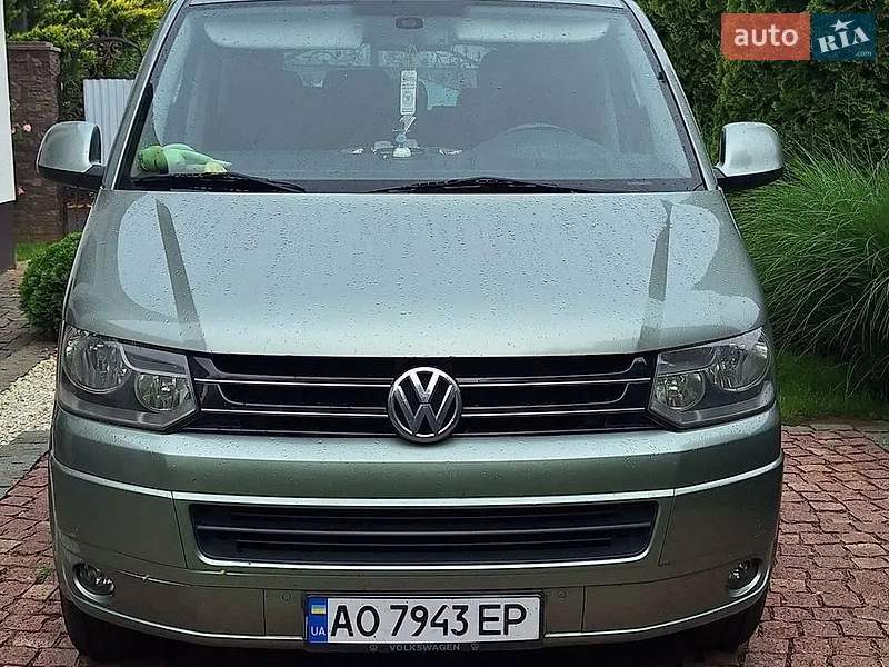 Volkswagen Caravelle