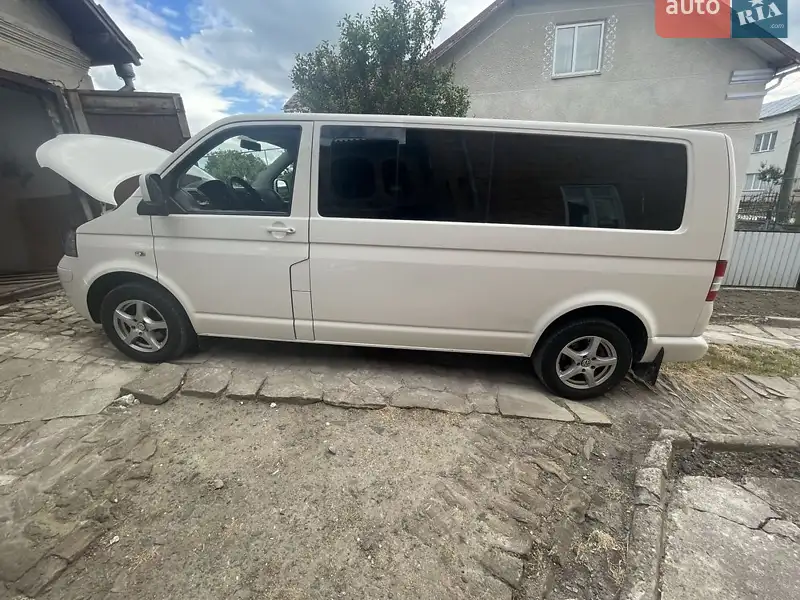 Volkswagen Caravelle