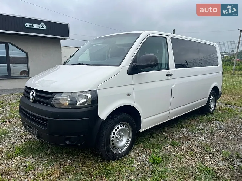Volkswagen Caravelle