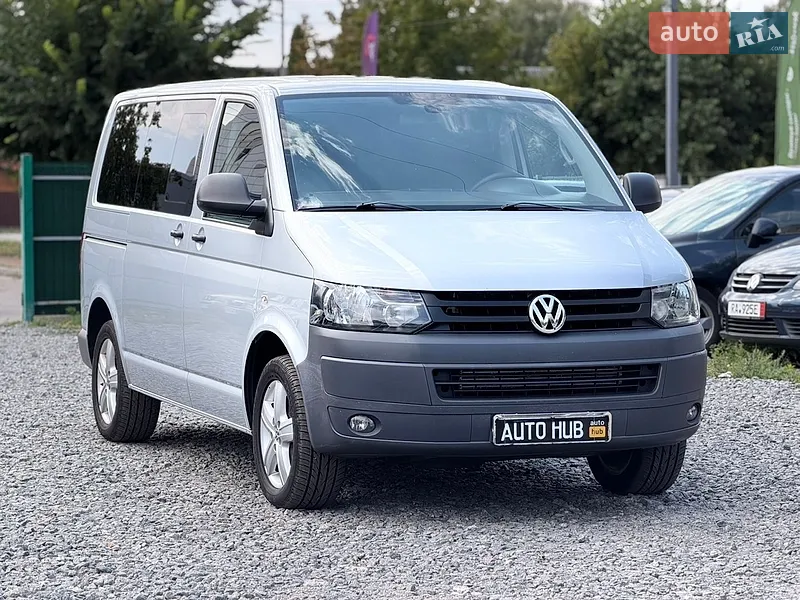 Volkswagen Caravelle