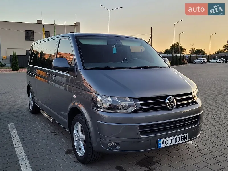 Volkswagen Caravelle