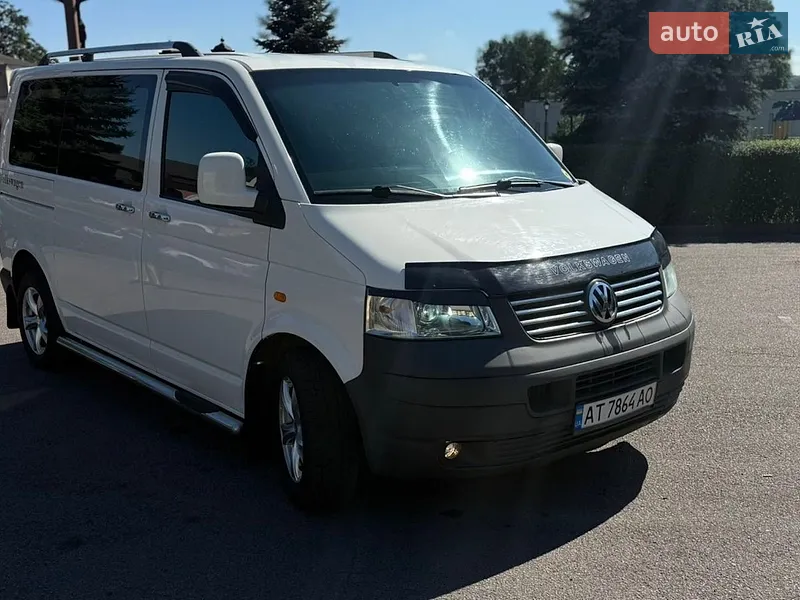 Volkswagen Caravelle