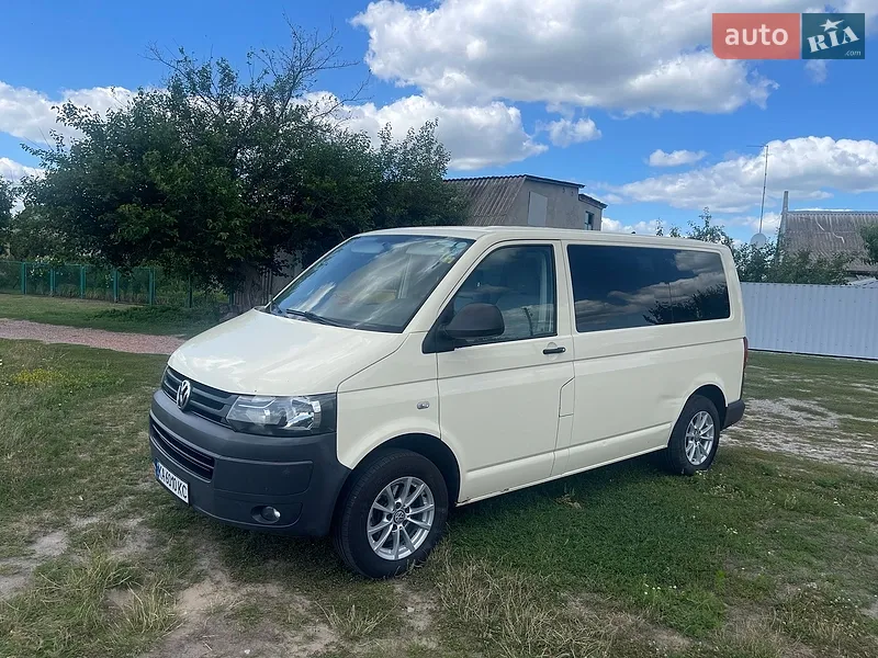 Volkswagen Caravelle