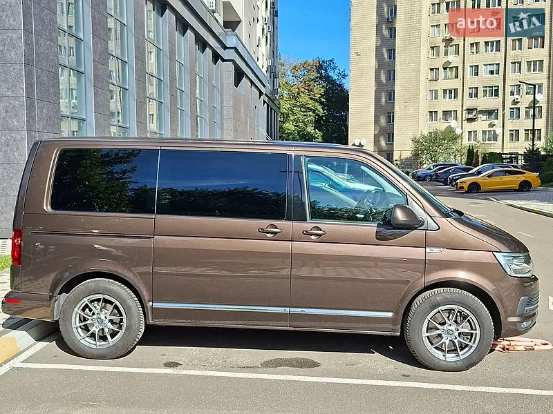 Volkswagen Caravelle