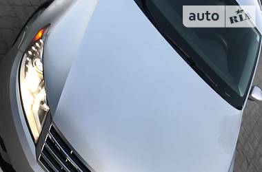 Седан Volkswagen CC / Passat CC 2013 в 