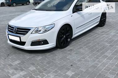 Седан Volkswagen CC / Passat CC 2011 в Львове