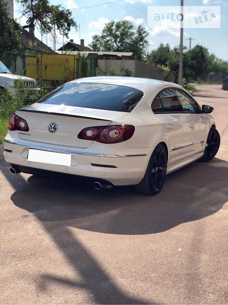 Седан Volkswagen CC / Passat CC 2011 в Львові