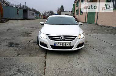 Седан Volkswagen CC / Passat CC 2011 в Львове