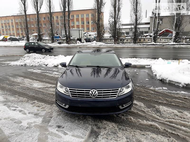 Седан Volkswagen CC / Passat CC 2013 в Киеве