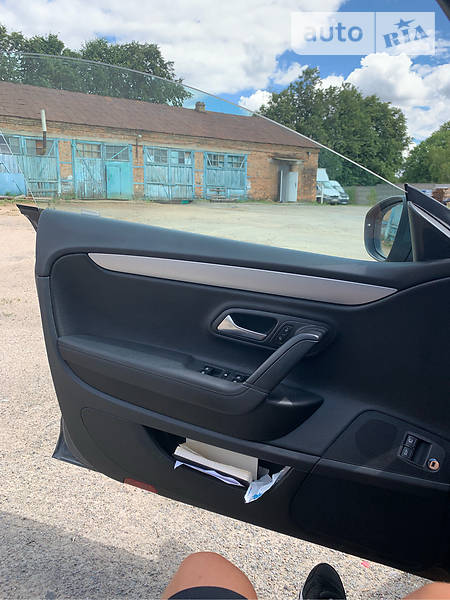 Седан Volkswagen CC / Passat CC 2012 в Звягелі