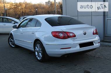 Седан Volkswagen CC / Passat CC 2012 в 