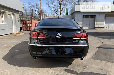 Седан Volkswagen CC / Passat CC 2014 в 