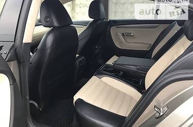 Седан Volkswagen CC / Passat CC 2010 в 