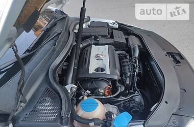 Седан Volkswagen CC / Passat CC 2011 в 