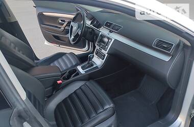 Седан Volkswagen CC / Passat CC 2011 в 