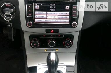 Седан Volkswagen CC / Passat CC 2012 в 